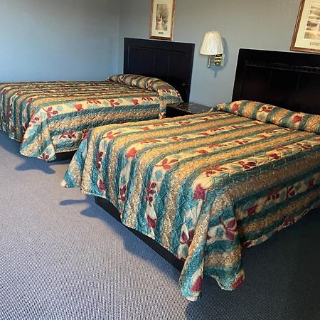 Pratt Budget Inn Екстер'єр фото