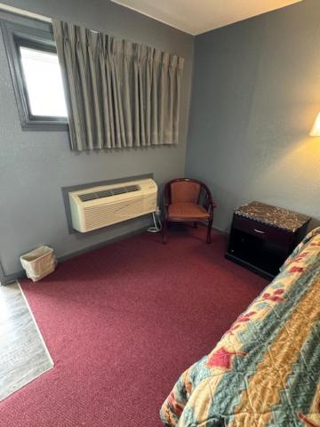 Pratt Budget Inn Екстер'єр фото